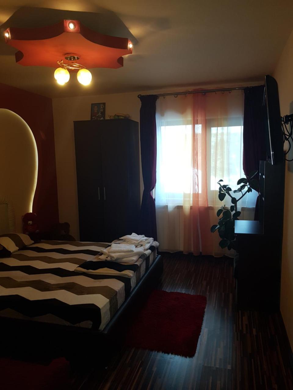 Vila Alexia Hotel Calimanesti Exterior photo